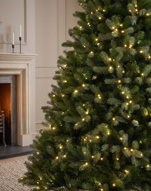 BOSK Arundel Spruce 7.5FT Christmas Tree Pre-Lit