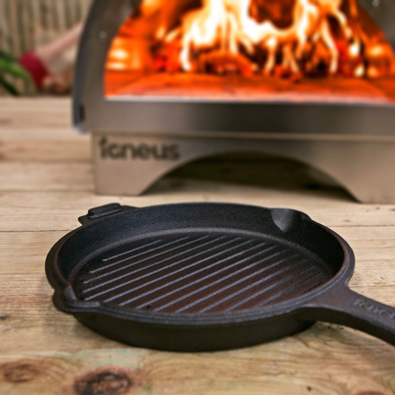 Igneus Cast Iron Pans (Set of 2)