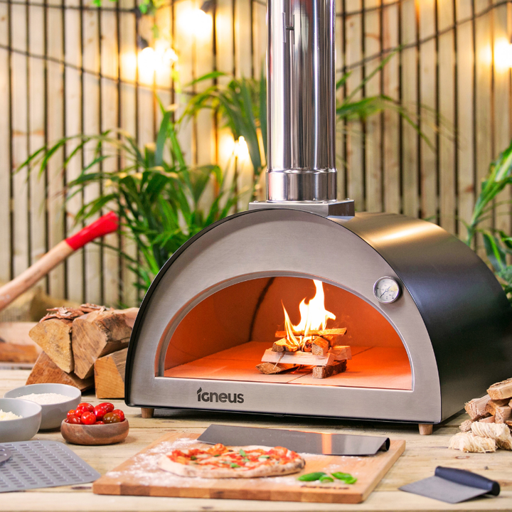 Igneus Classico Wood Fired Pizza Oven + Free Heat Resistant Gauntlet Gloves