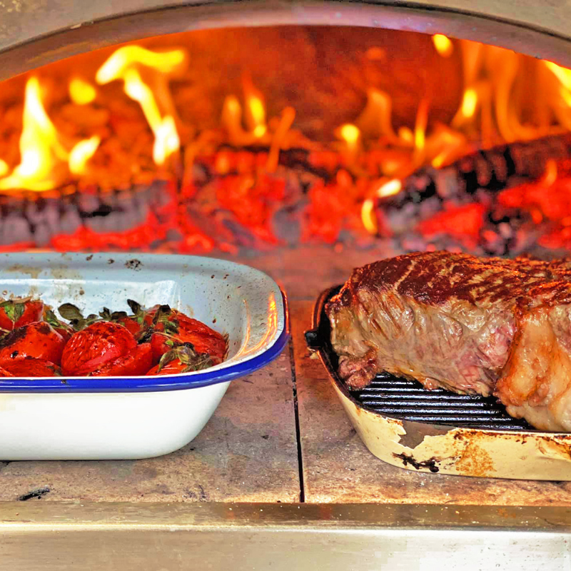 Igneus Classico Wood Fired Pizza Oven + Free Heat Resistant Gauntlet Gloves
